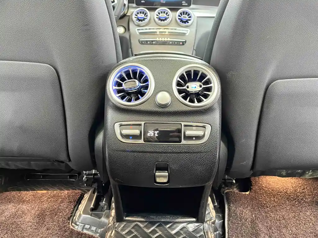Mercedes-Benz GLC — миниатюра 13