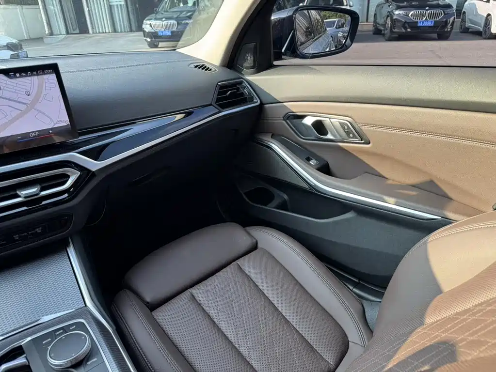 BMW 3 Series — миниатюра 18