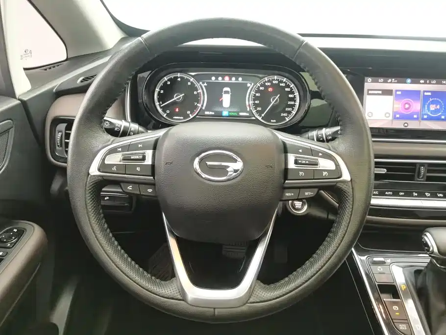 GAC Motor Trumpchi M6 — миниатюра 15