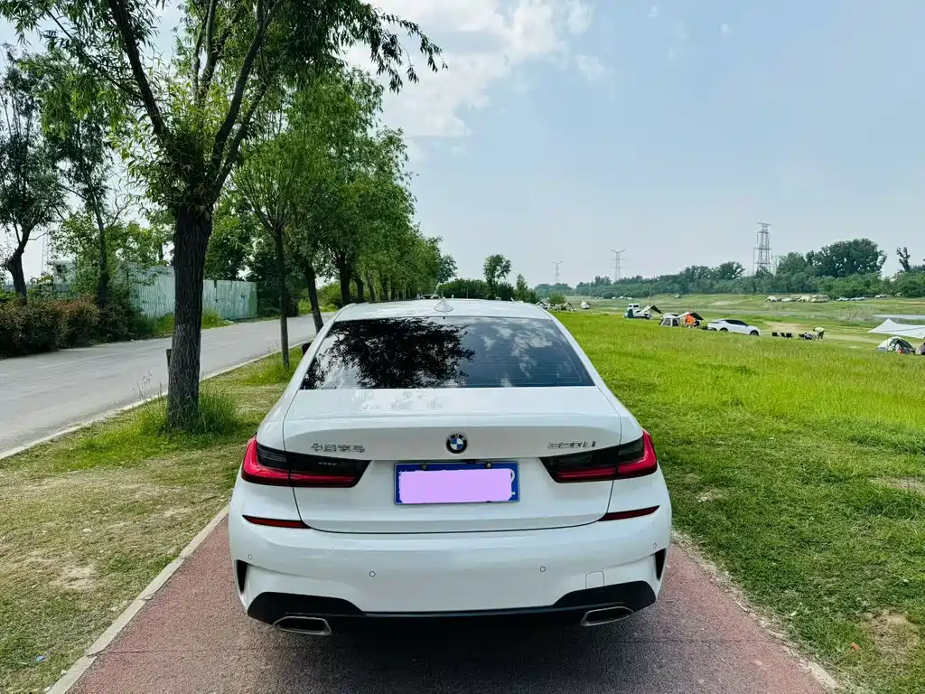 BMW 3 Series — миниатюра 9