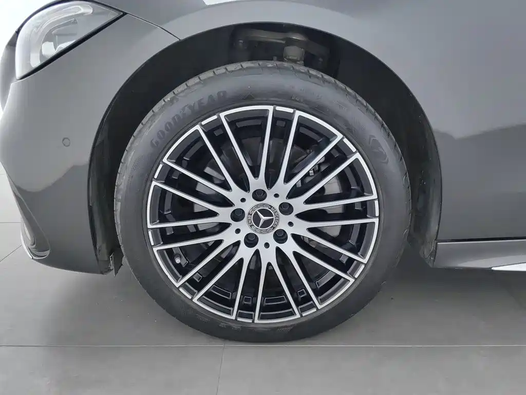 Mercedes-Benz C-Class — миниатюра 17