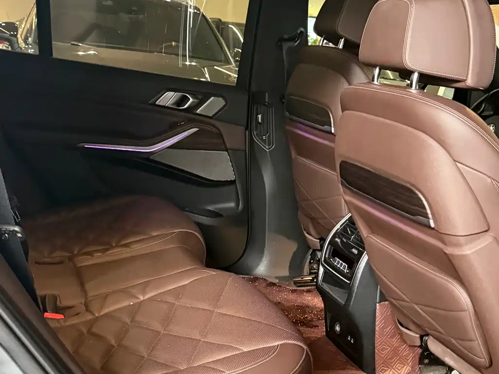 BMW X5 — миниатюра 6