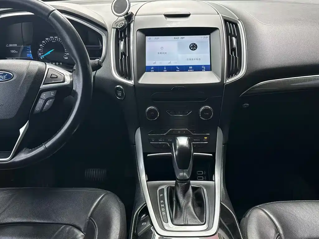 Ford Edge — миниатюра 12