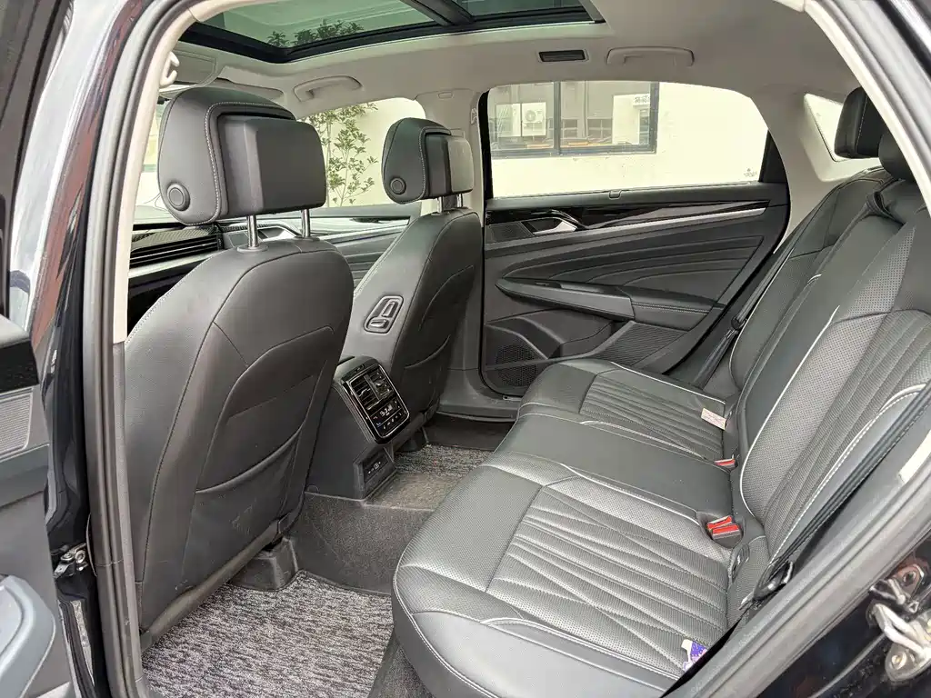 Volkswagen Passat — миниатюра 5