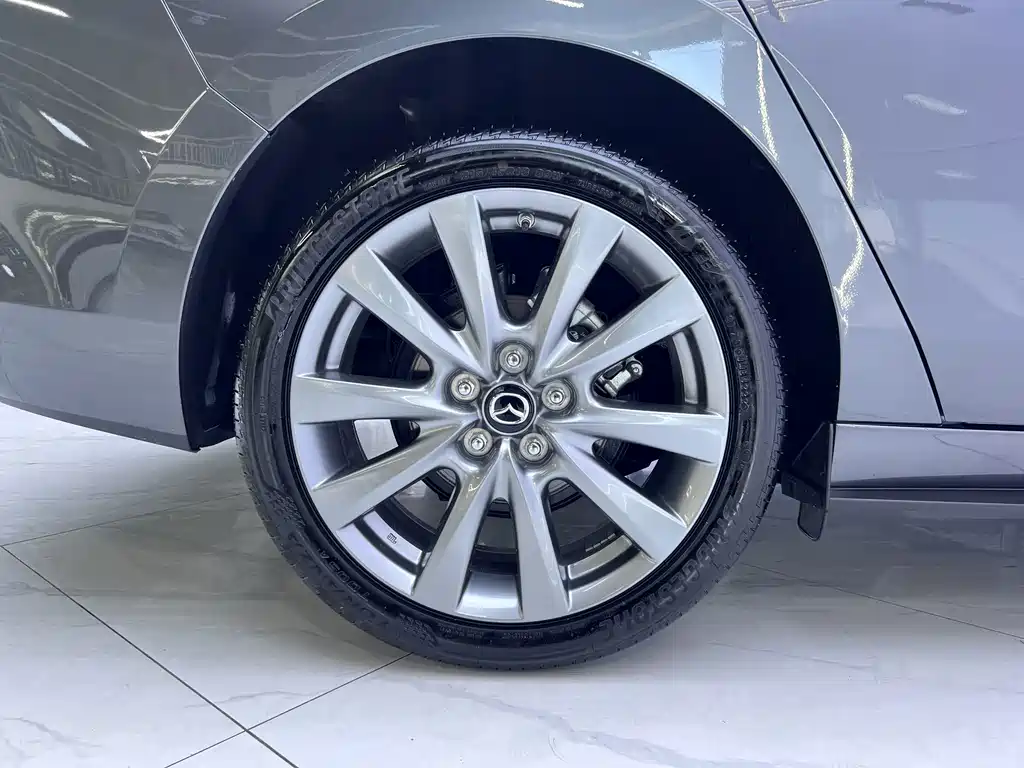 Mazda 3 Axela — миниатюра 19