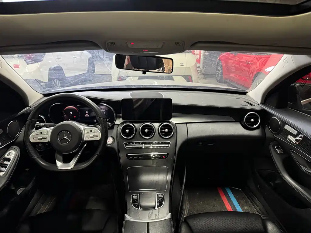 Mercedes-Benz C-Class — миниатюра 4