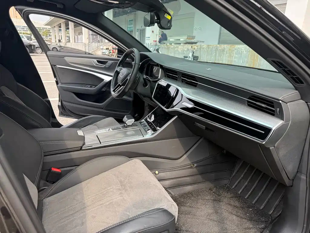 Audi A6L — миниатюра 7