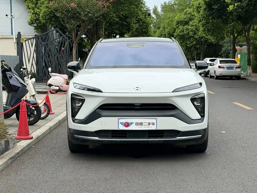 NIO ES6 — миниатюра 2
