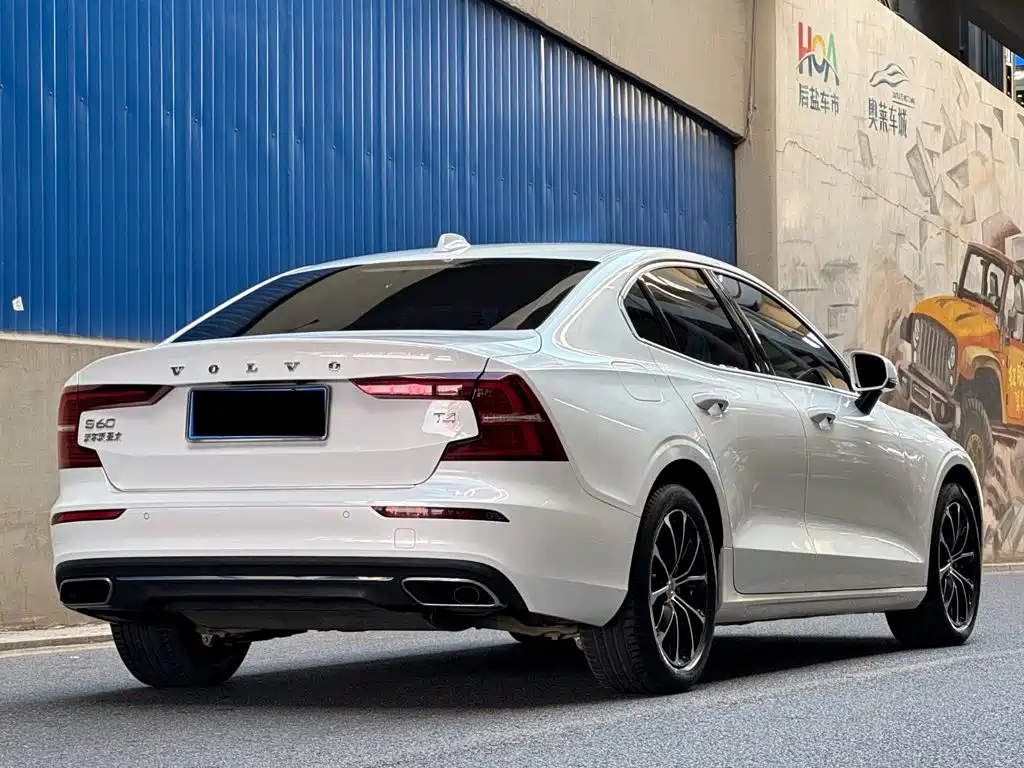 Volvo S60 — миниатюра 5