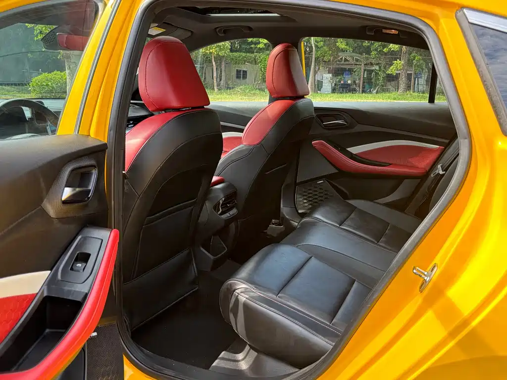 MG MG5 — миниатюра 9