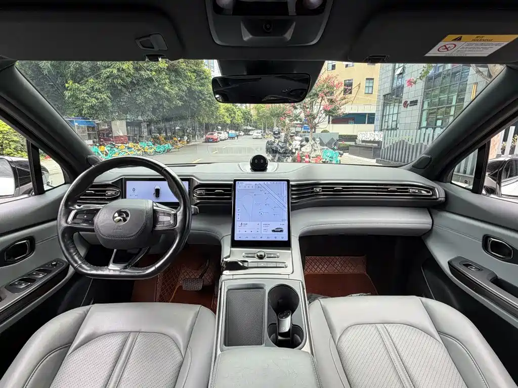 NIO ES6 — миниатюра 13