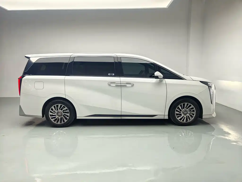 GAC Motor Trumpchi M8 — миниатюра 4