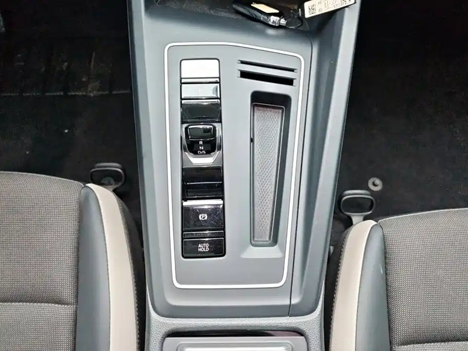 Volkswagen Golf — миниатюра 16