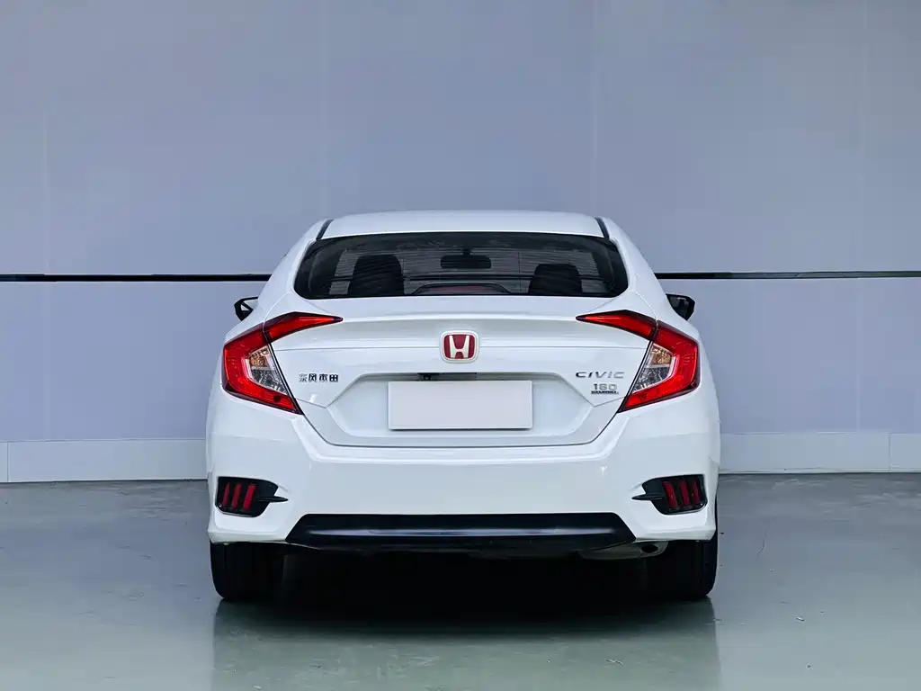 Honda Civic — миниатюра 5