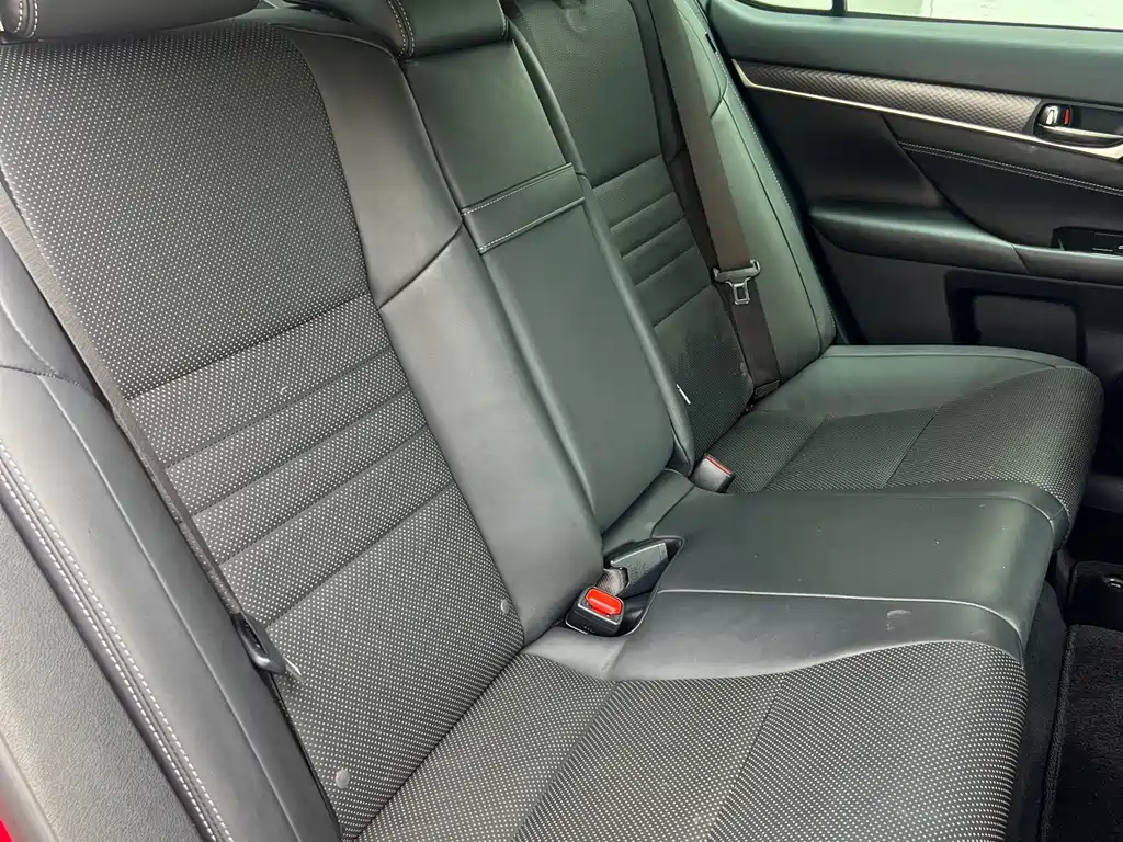 Lexus GS — миниатюра 13