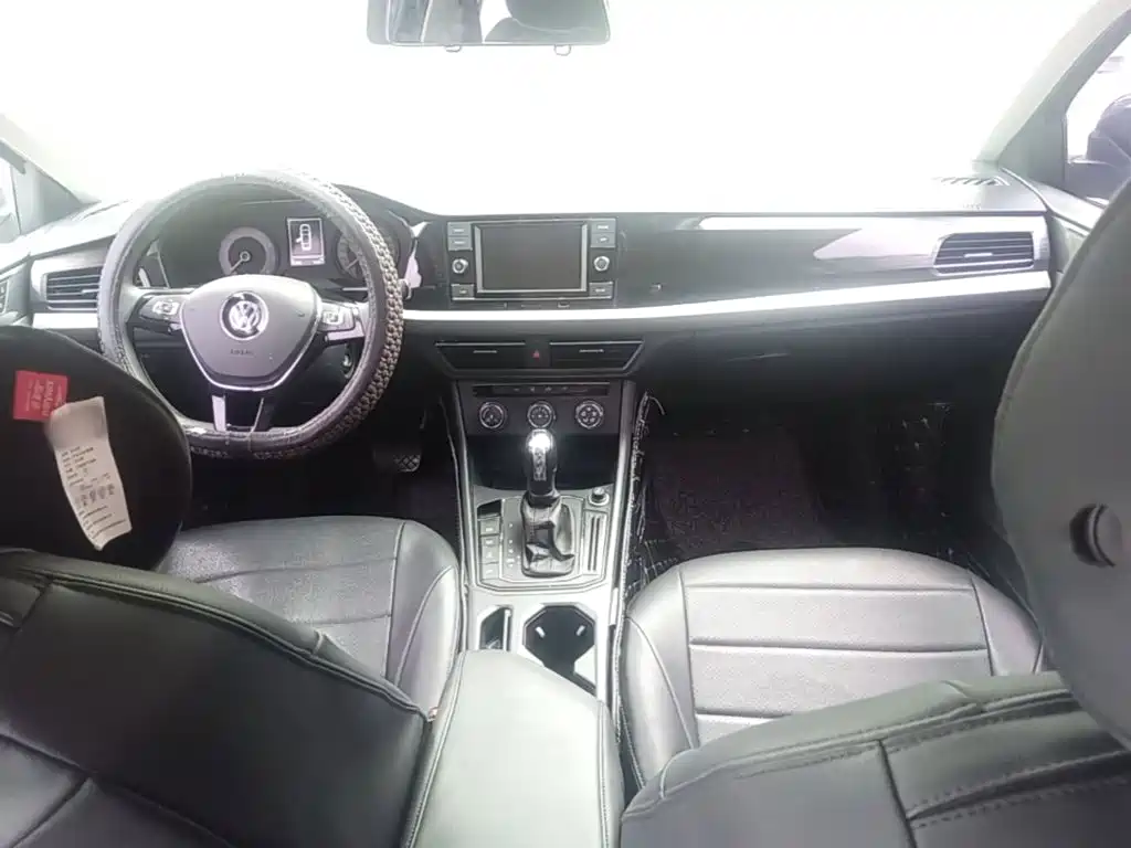 Volkswagen Lavida — миниатюра 10