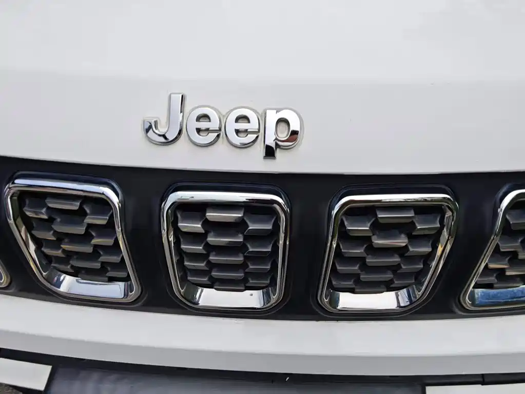 Jeep Compass — миниатюра 33
