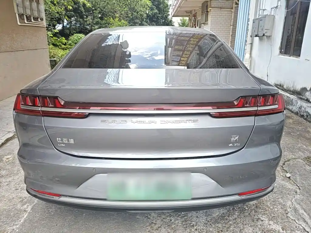 BYD Han — миниатюра 6