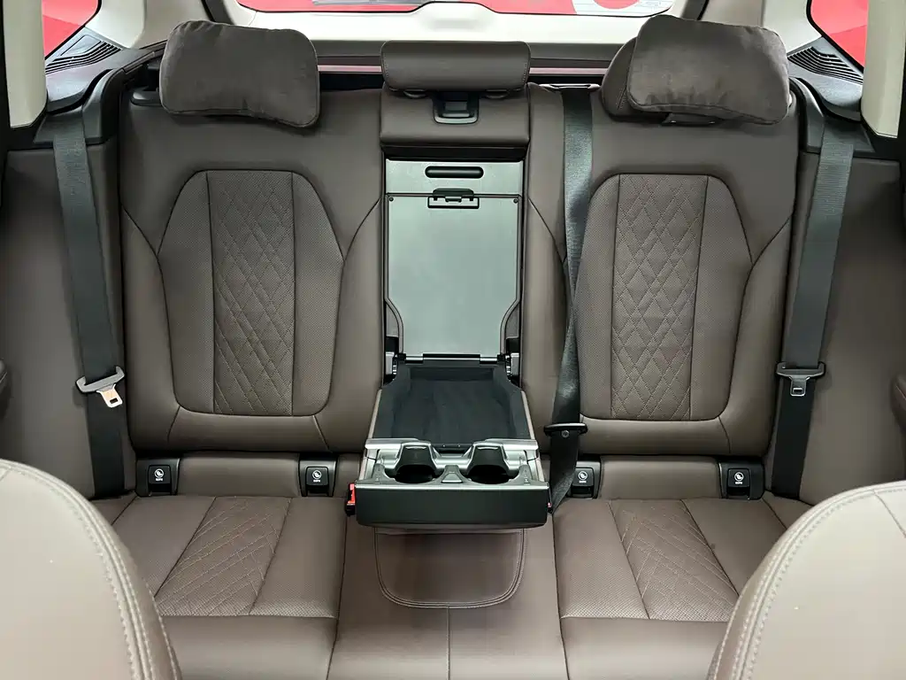 BMW iX3 — миниатюра 19