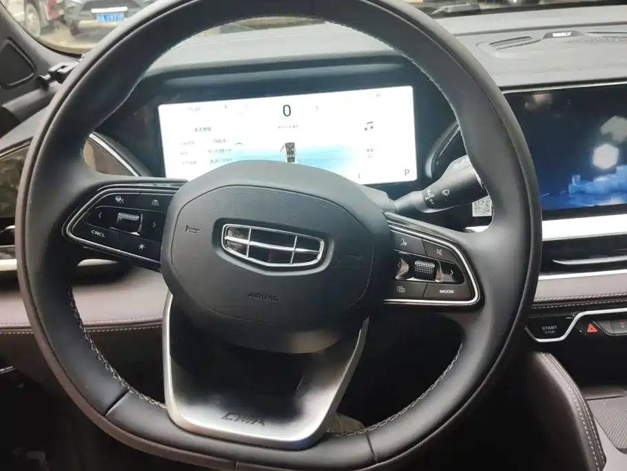 Geely Xingyue L — миниатюра 15