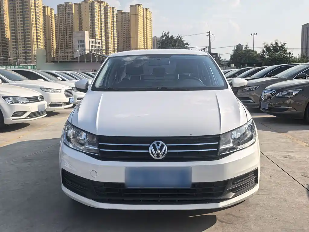 Volkswagen Santana — миниатюра 3