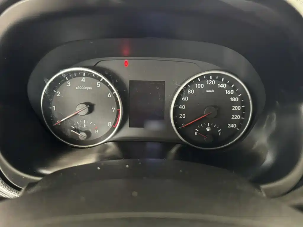 Hyundai Elantra — миниатюра 14