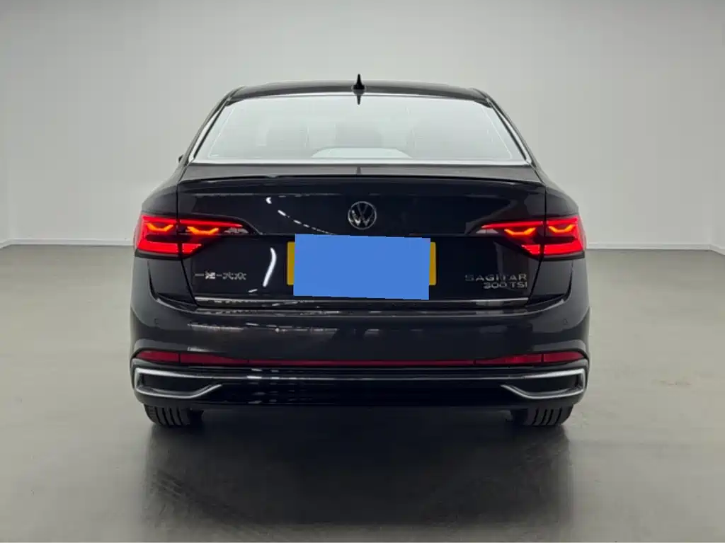 Volkswagen Sagitar — миниатюра 4
