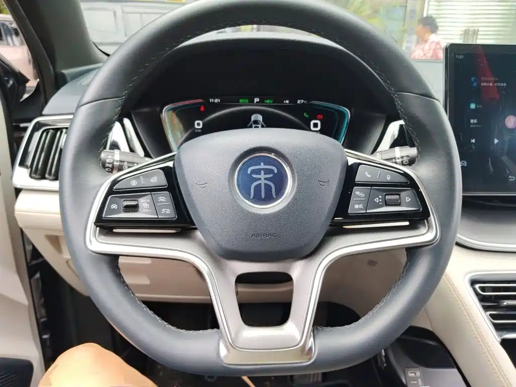 BYD PLUS New Energy — миниатюра 11