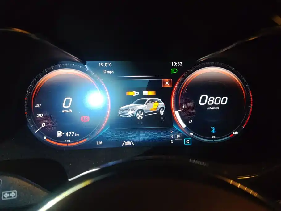 Mercedes-Benz GLC — миниатюра 12