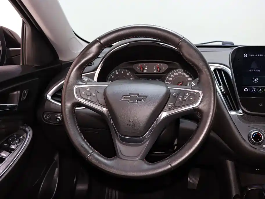 Chevrolet Malibu XL — миниатюра 13