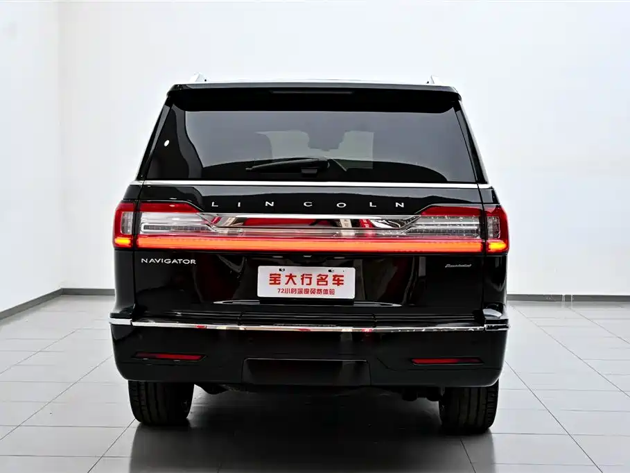 Lincoln Navigator 3.5T Premium Shine Edition, фото 8