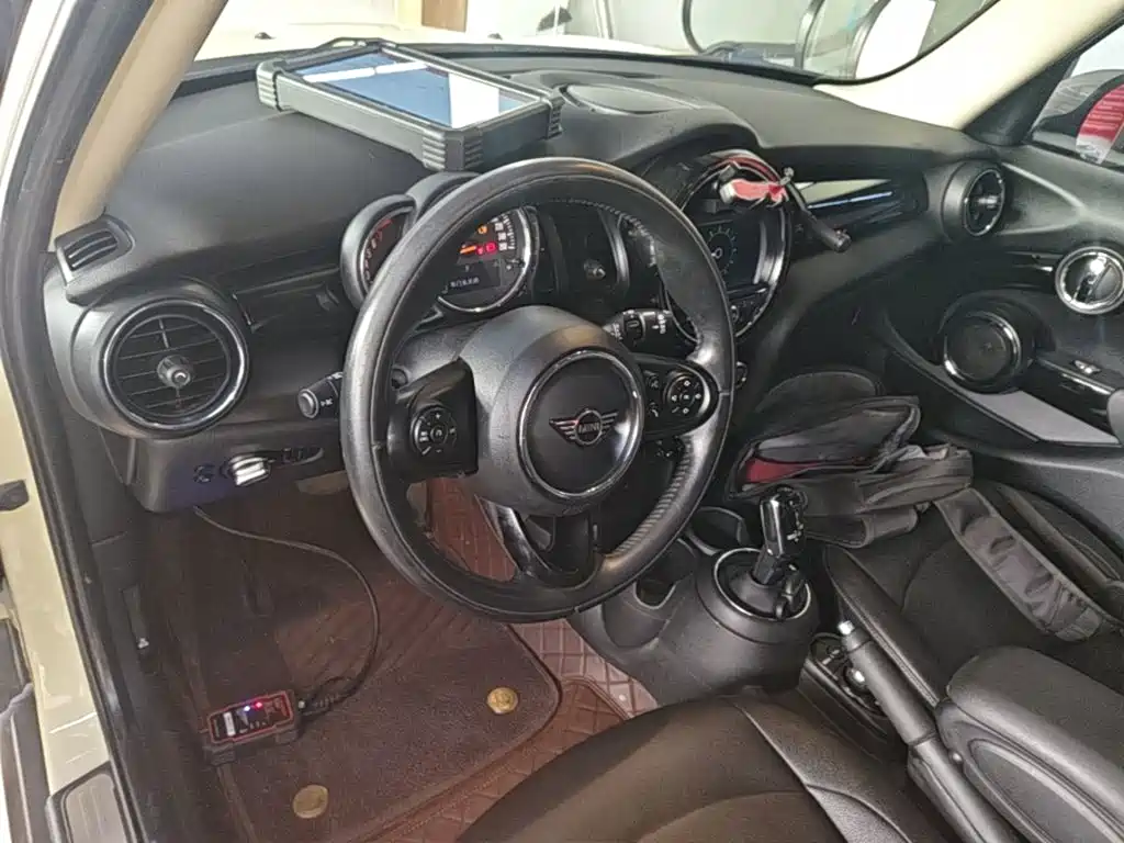 MINI Mini — миниатюра 10