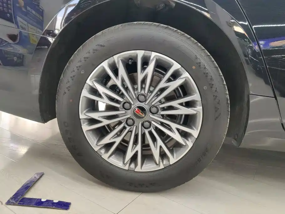 Hongqi Hongqi H5 — миниатюра 6