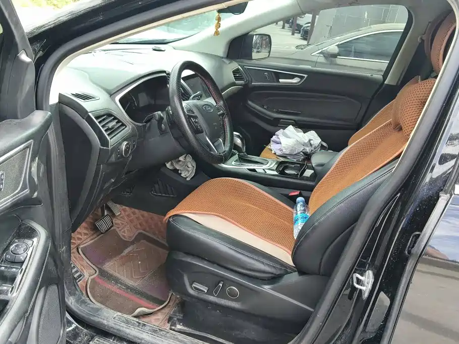 Ford Edge — миниатюра 9
