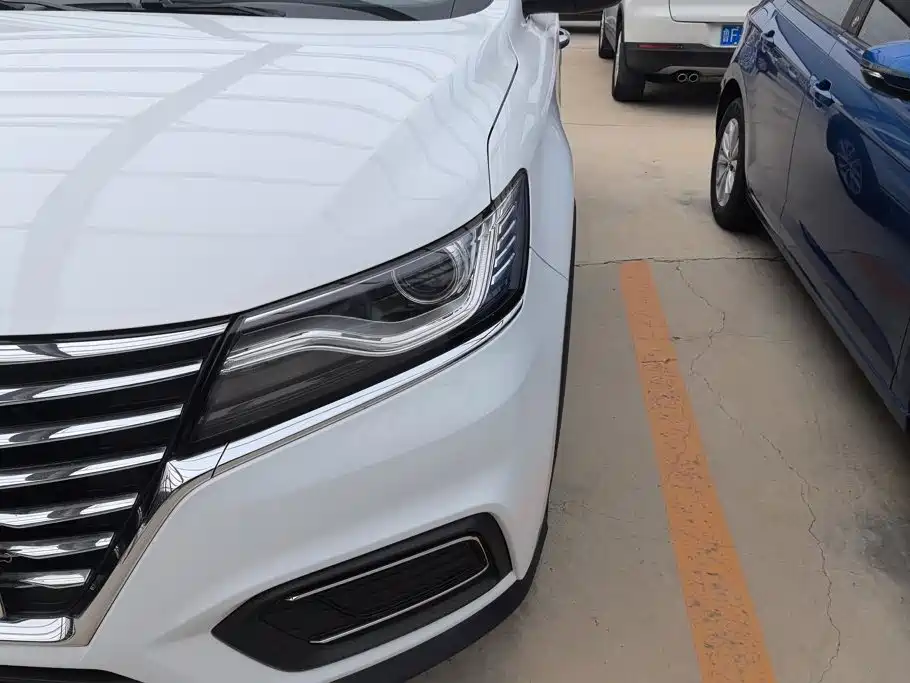Roewe RX5 — миниатюра 5