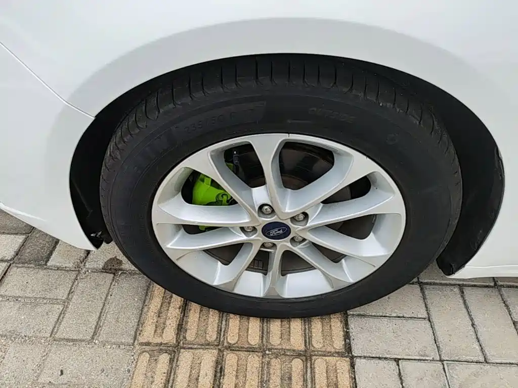 Ford Mondeo — миниатюра 23