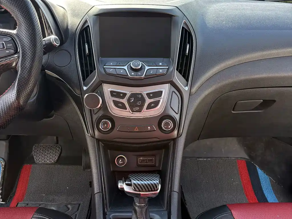 Chery Arrizo 5 — миниатюра 11