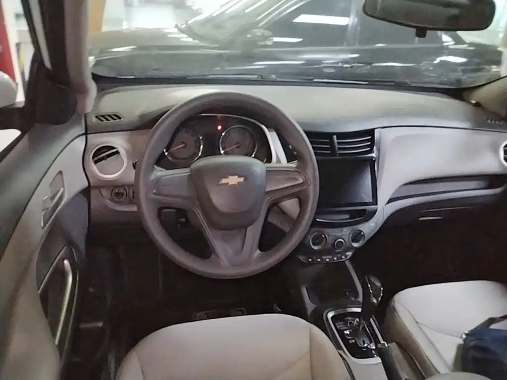Chevrolet Sail — миниатюра 11