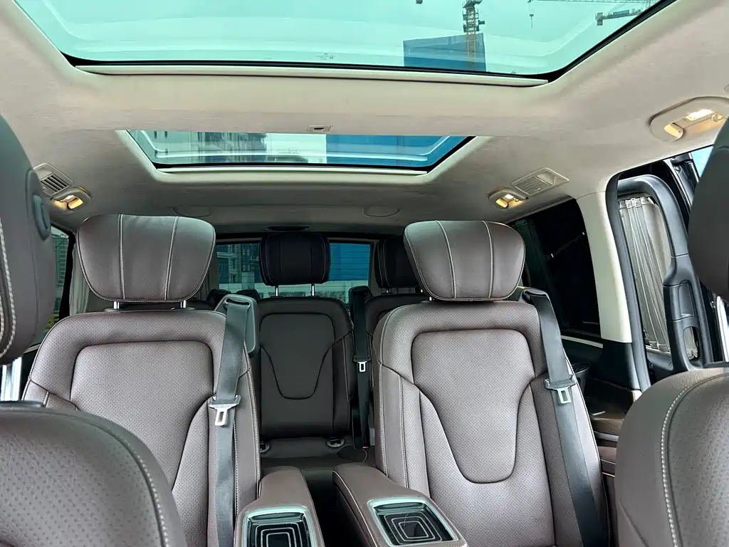 MERCEDES-BENZ V CLASS