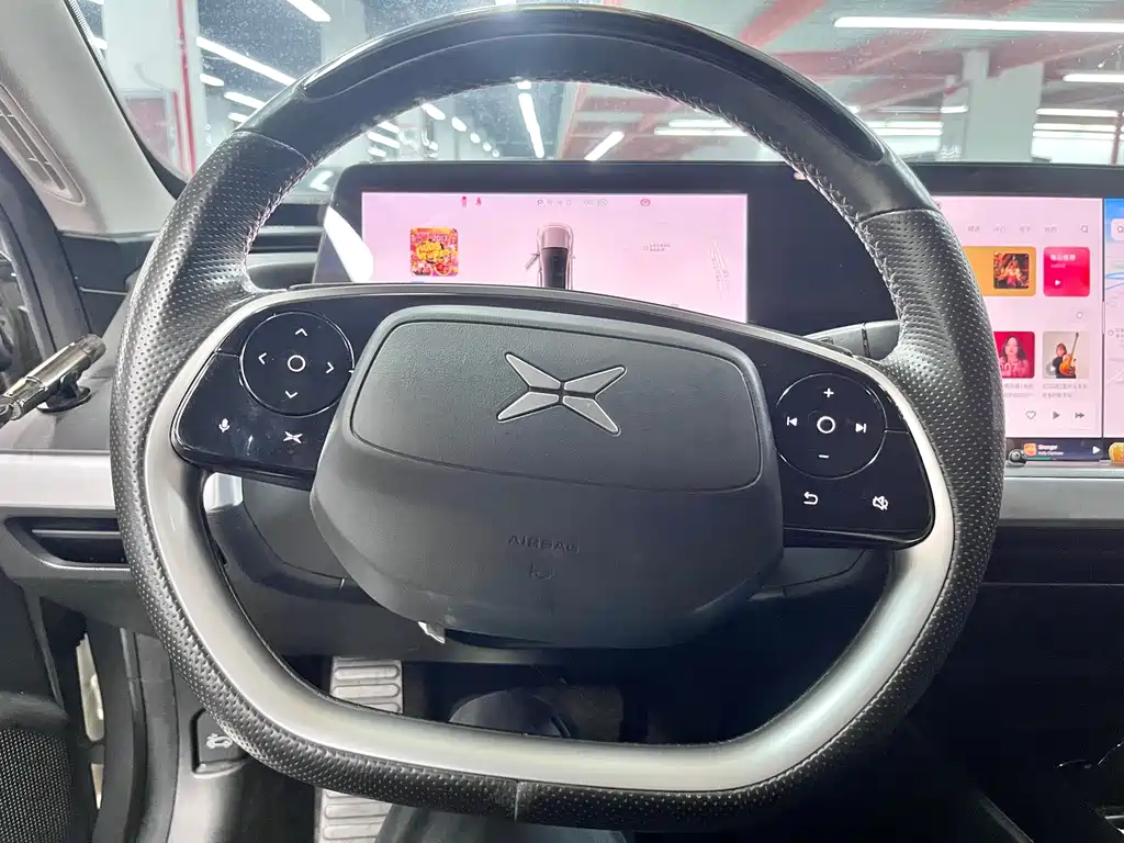 XPeng P7 — миниатюра 5