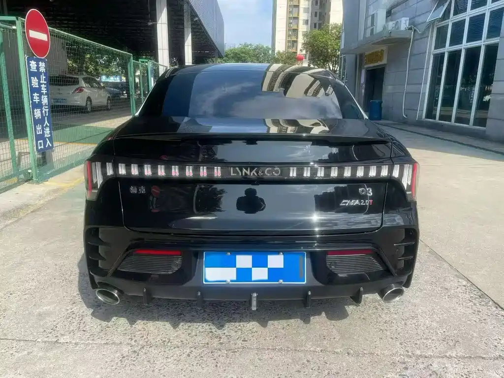 Lynk & Co 03 — миниатюра 8
