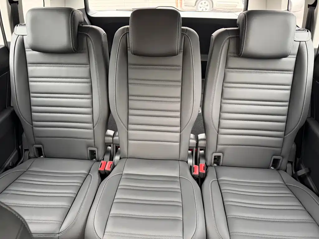 Volkswagen Touran — миниатюра 18