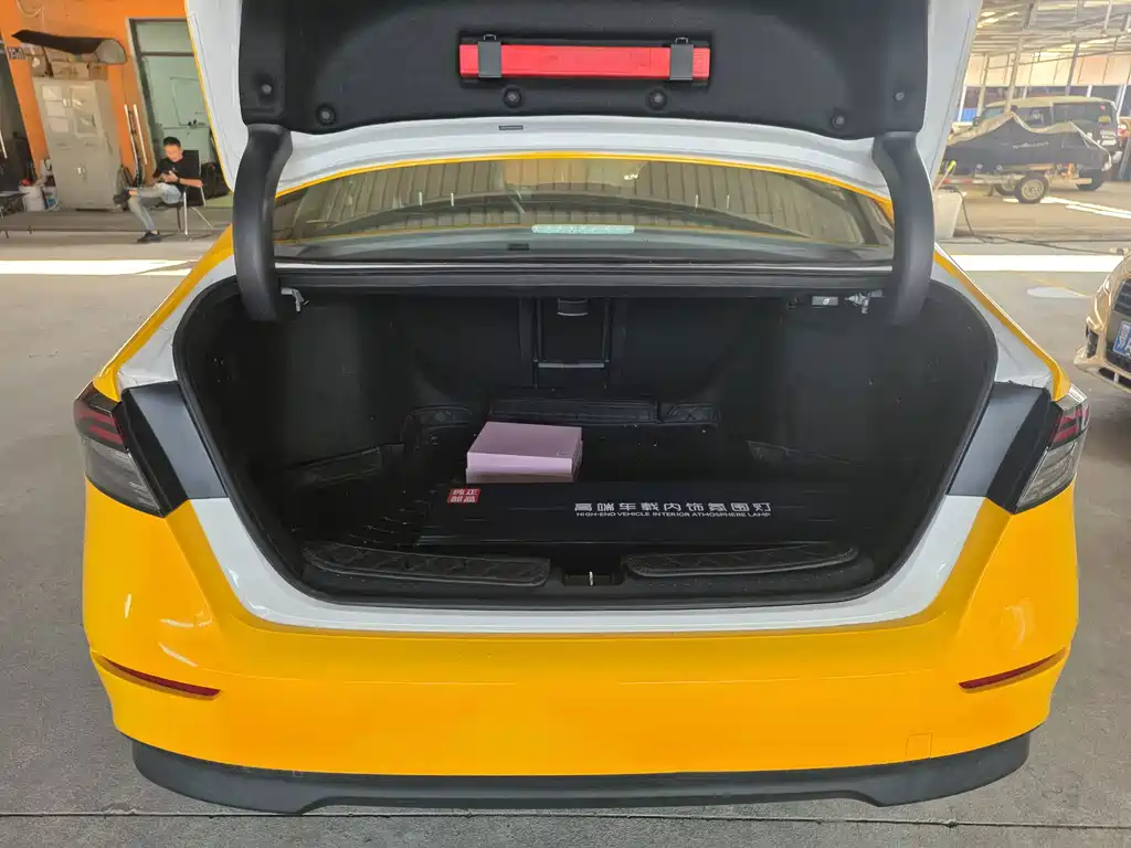 Honda Accord — миниатюра 12