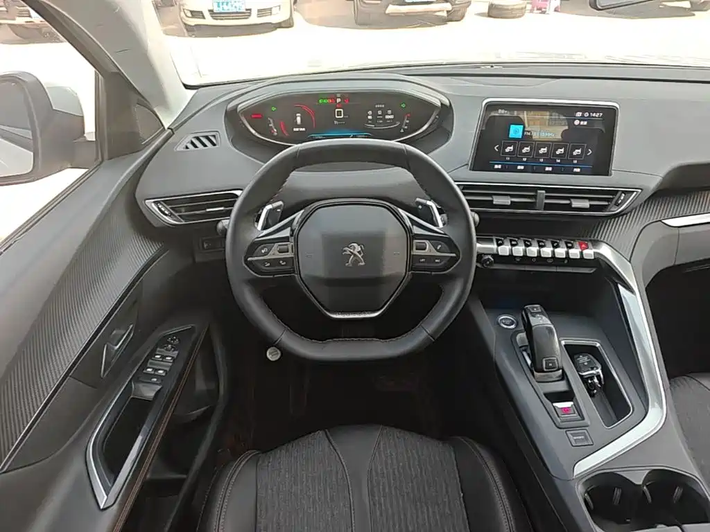Peugeot 5008 — миниатюра 11