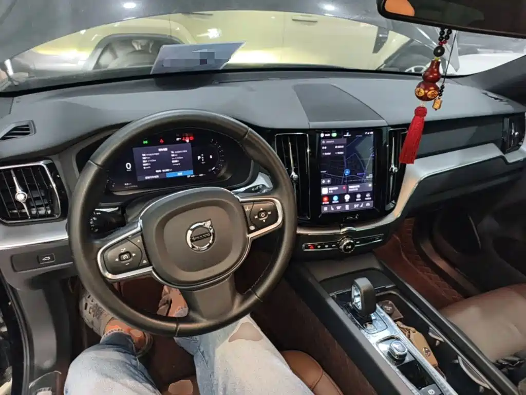 Volvo XC60 — миниатюра 10