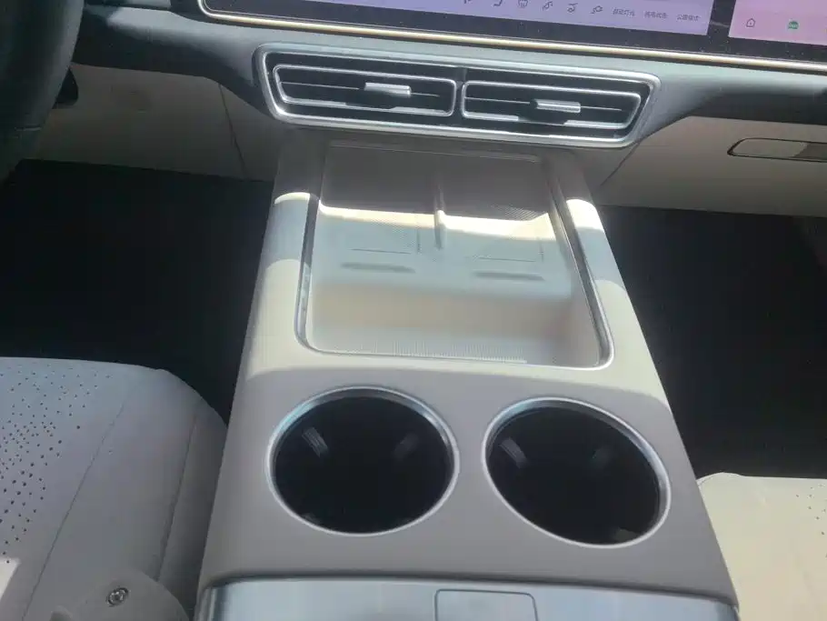 Li Auto Li L6 — миниатюра 16