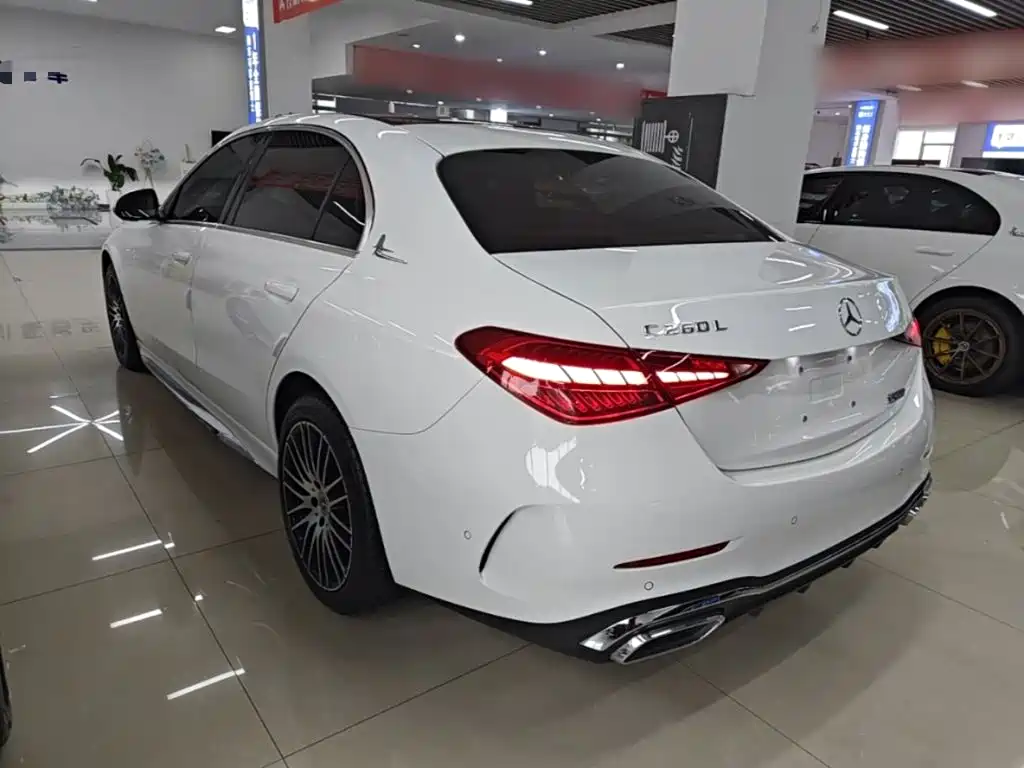 Mercedes-Benz C-Class — миниатюра 5
