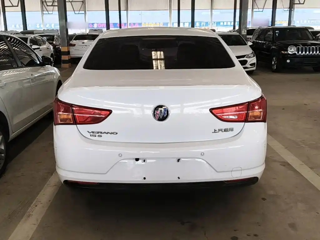 Buick Verano — миниатюра 6