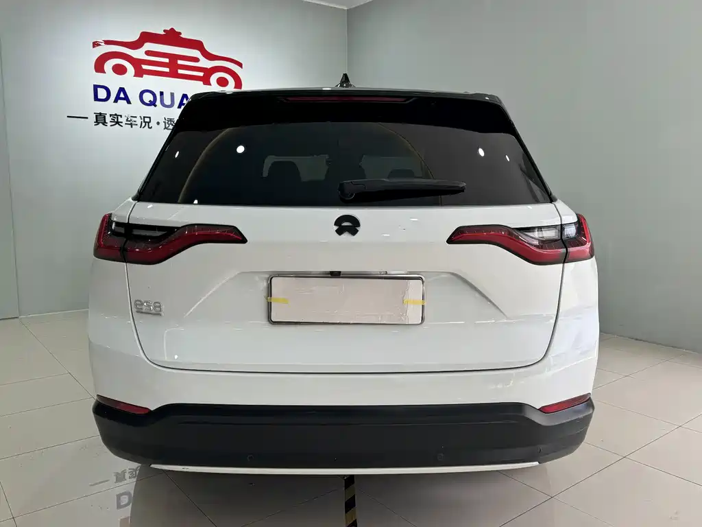 NIO NIO ES8