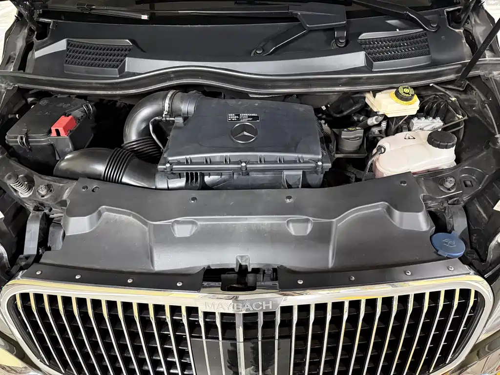 MERCEDES-BENZ V CLASS